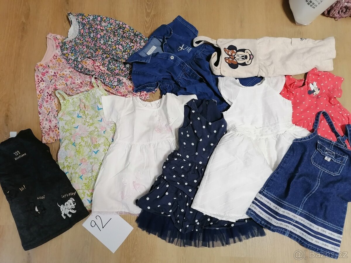 Balík dívčího oblečení vel. 92 - 3