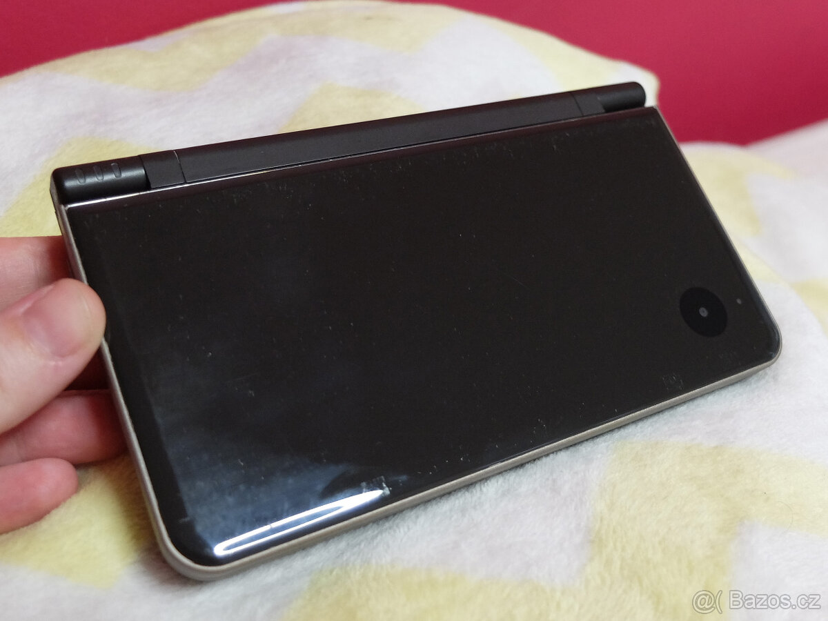 Nintendo DSi XL - s CFW - 3