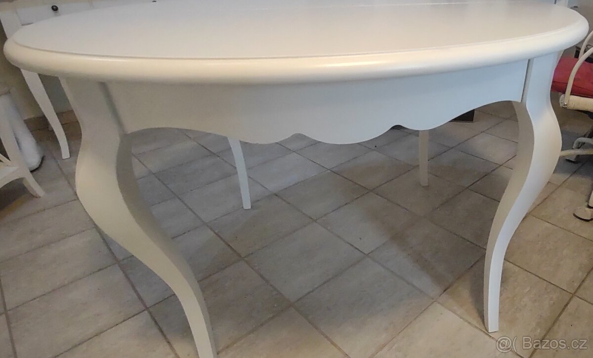 Jídelní stůl masiv - 3