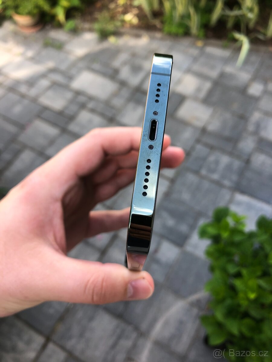 iPhone 13 PRO 256Gb, zelený - 3