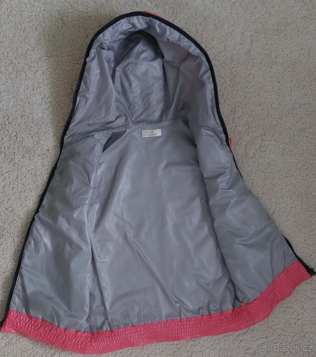 Lehoučká vesta S - - 3