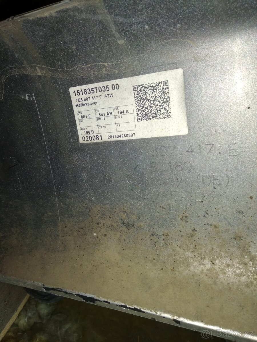 zadní nárazník VW Transporter T5 7E5807417F - 3