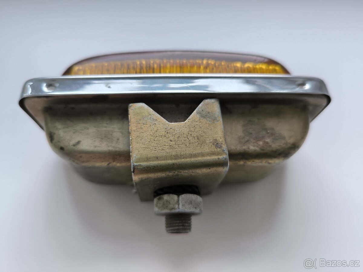 TATRA 603 - mlhové světlo - 3