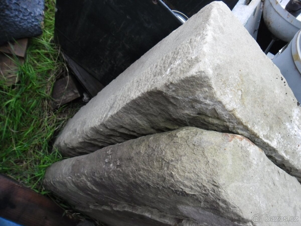 Predám ručne tesané pieskovcové parapety - 3