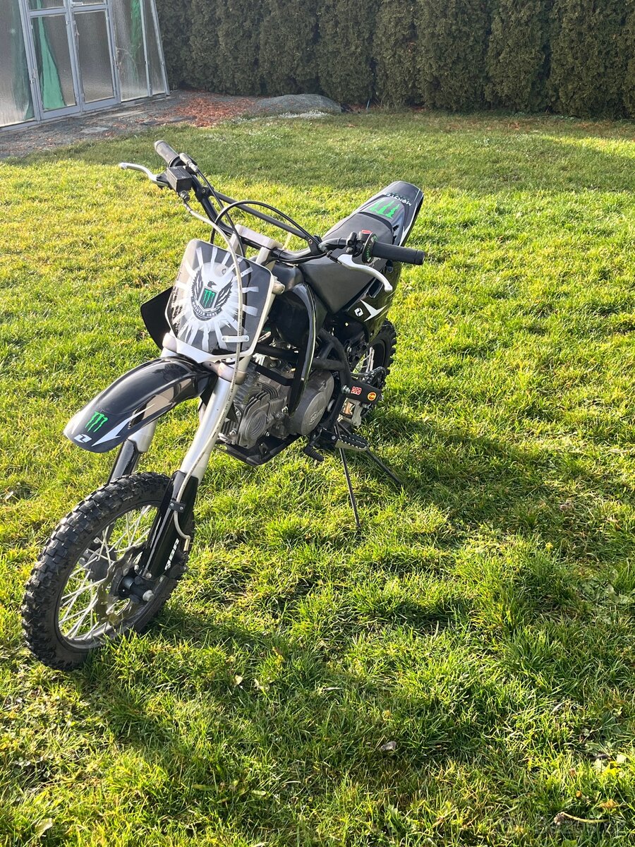 Stomp KZR 140
