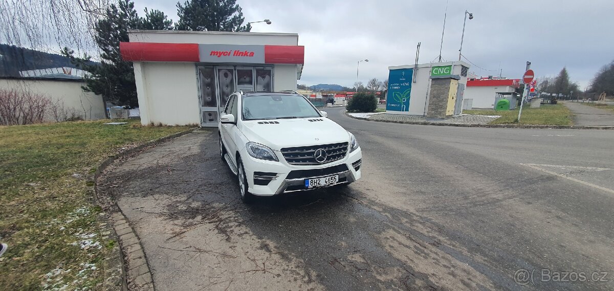Mercedes benz ml - 3