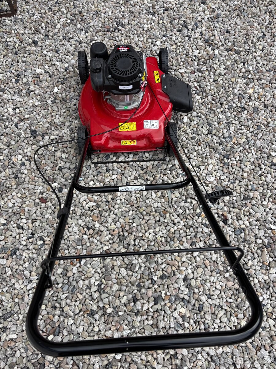 Benzínová sekačka - 3