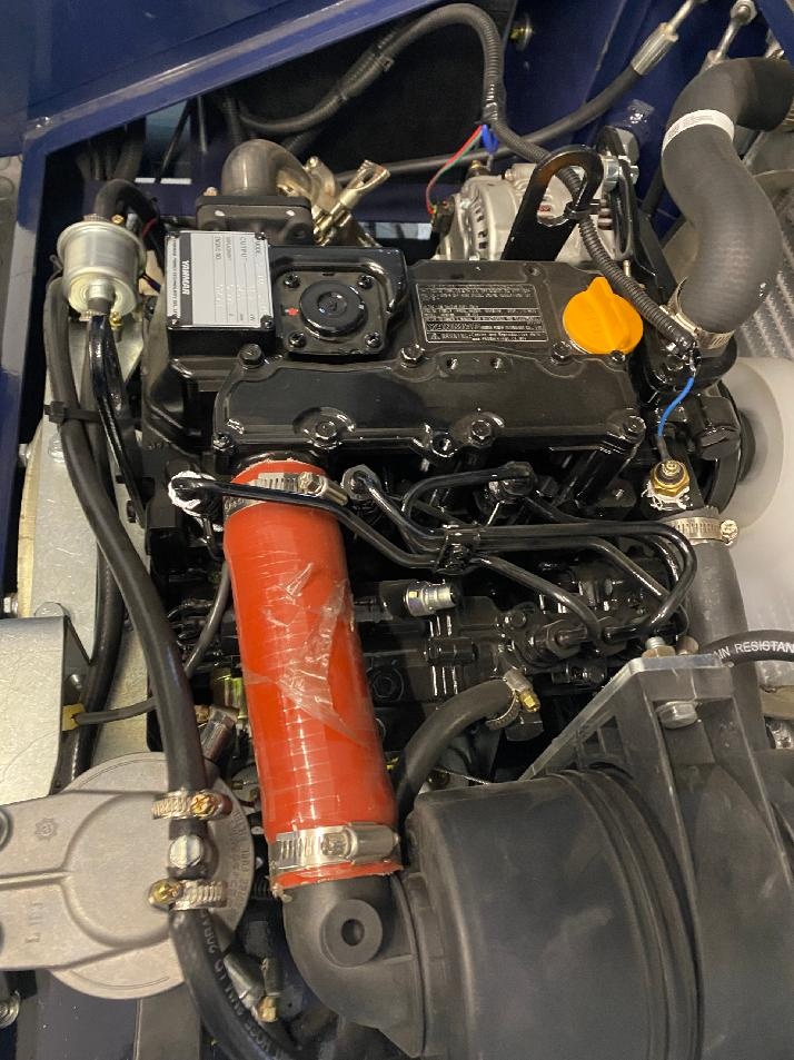 Kloubový nakladač Yanmar Motor 3TNV74 - 3