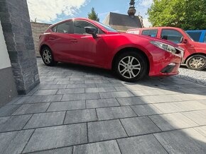 Mazda 3 1.5i Skyactive - 3