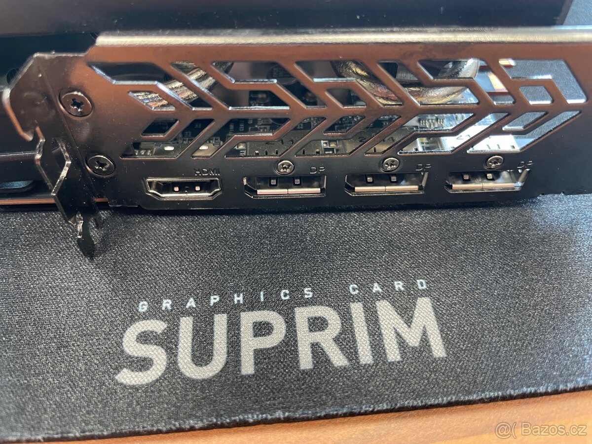 Grafická Karta Radeon RX 6800XT Phantom Gaming 16G OC - 3