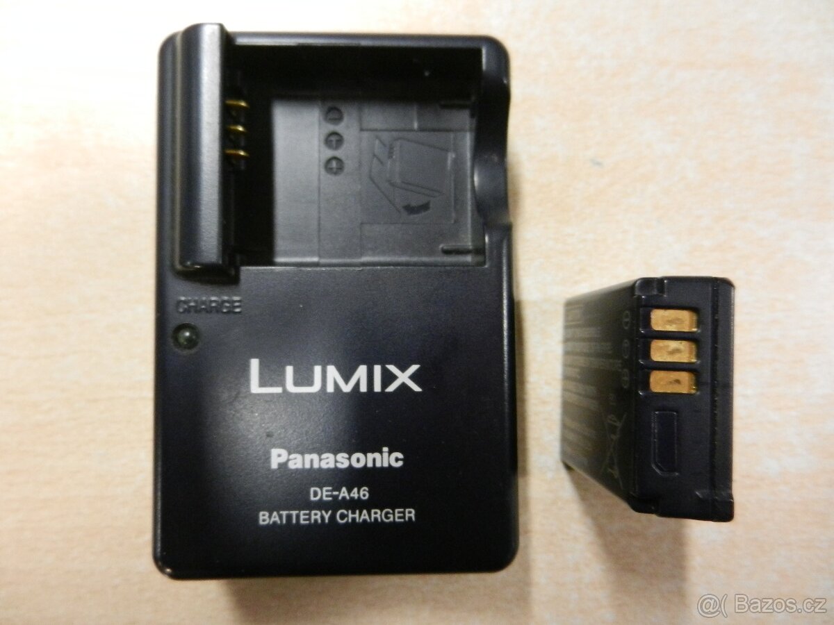 Panasonic DE-A46 a aku CGA-S007E - 3