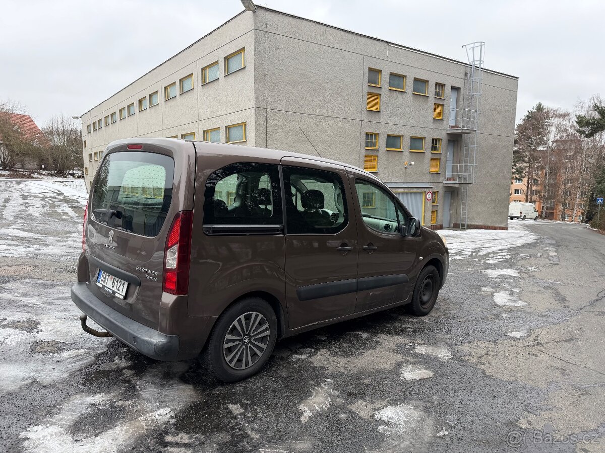 PEUGEOT PARTNER - 3