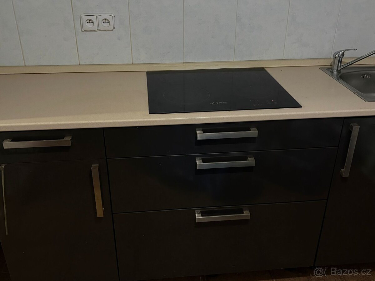 Nadčasová kuchyňská linka Maxx - 3