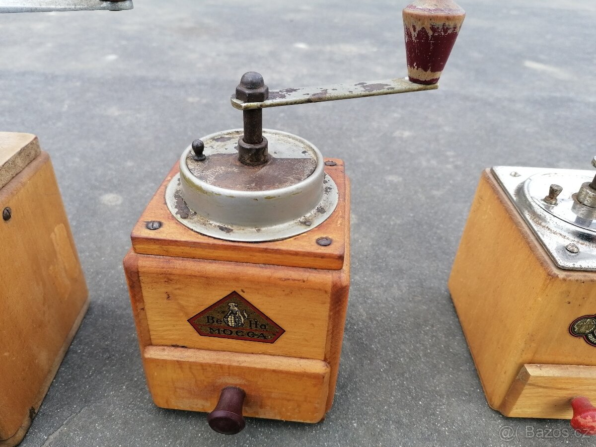 Predám starožitné mlynčeky - 3