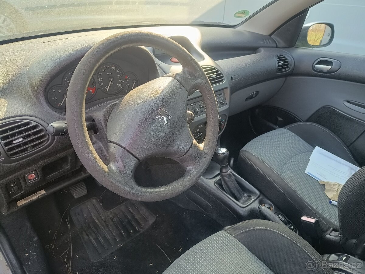 Peugeot 206cc - 3