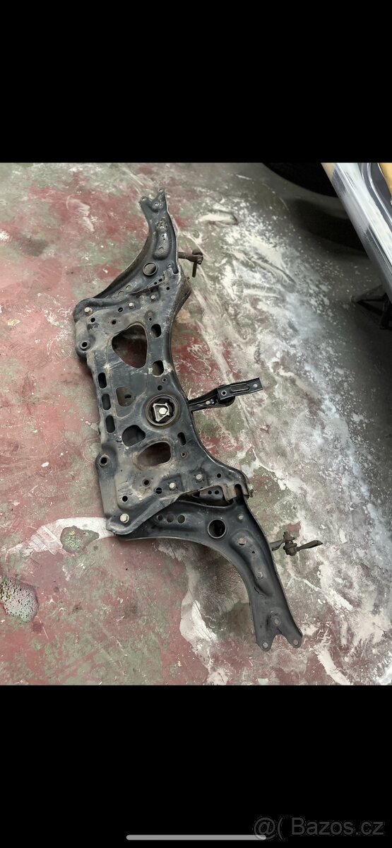 Octavia 3 III 2013- přední náprava nápravnice rameno - 3