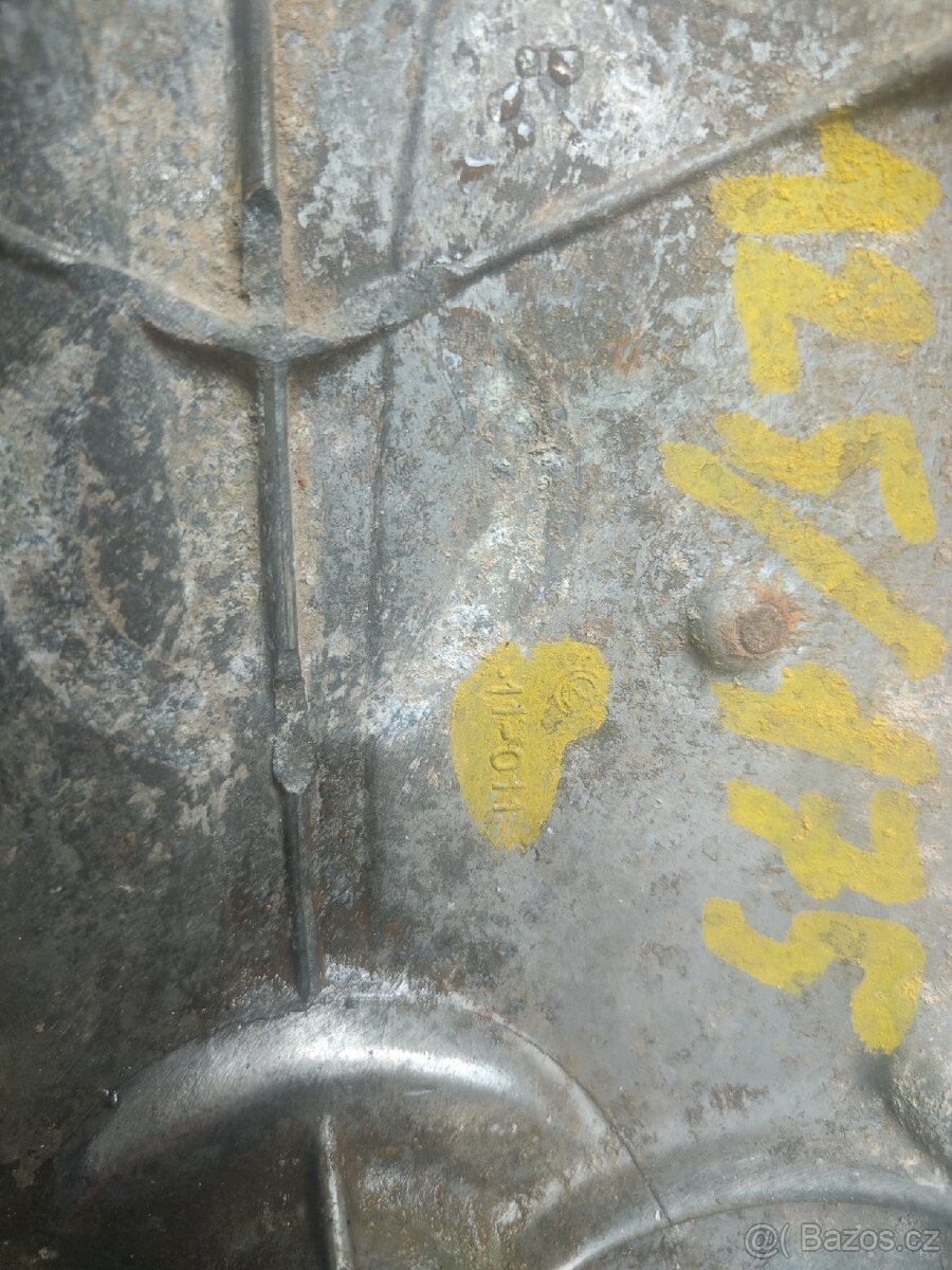 Kryt spojky ČZ 125/175 - 3
