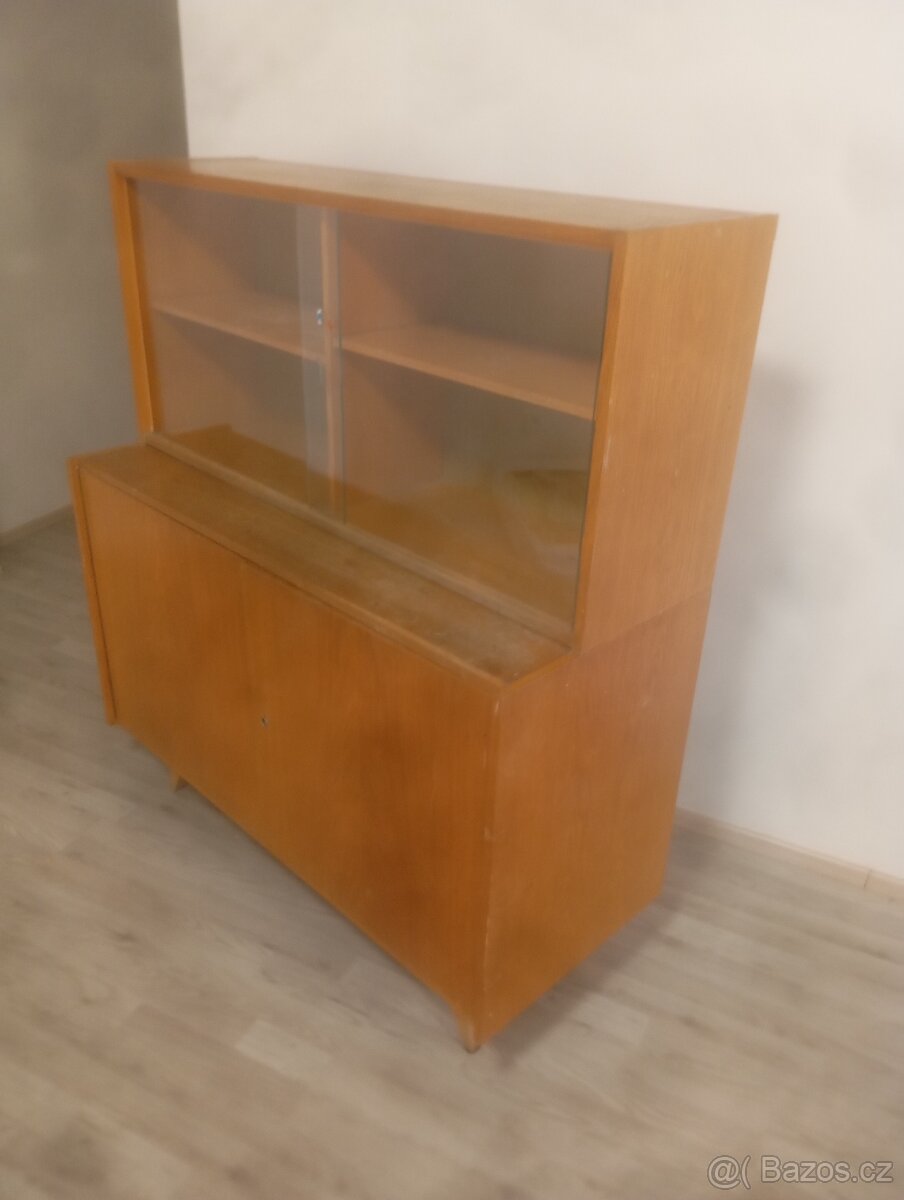 Komoda s knihovnou Jiroutek - 3