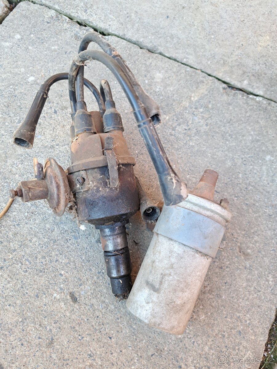 Startér, rozdělovač a alternátor na Š 100 - 3