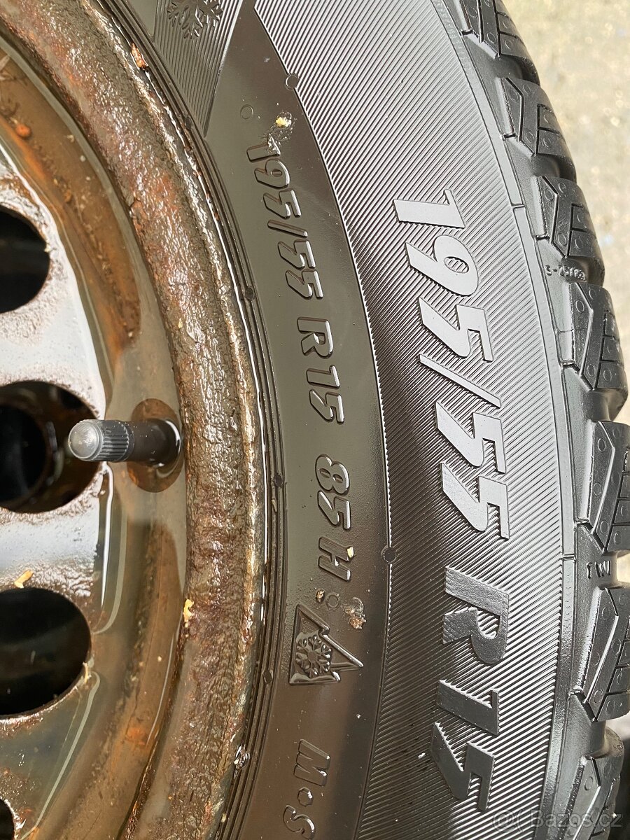 Zimní kola 195/55 r15 - 3
