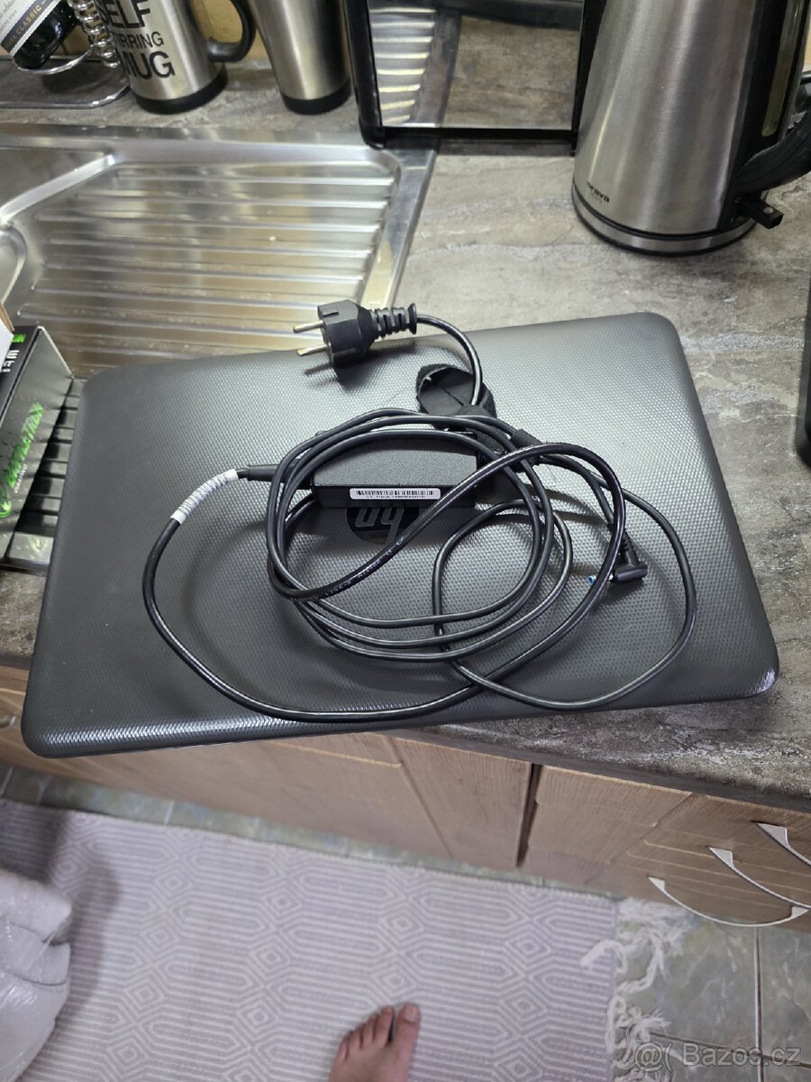 Prodám notebook HP - 3