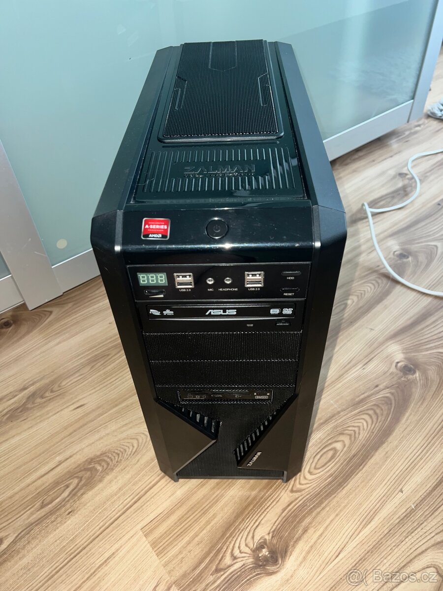 PC sestava AMD 3.6 GHz | 8GB RAM | SSD + 500GB HDD - 3