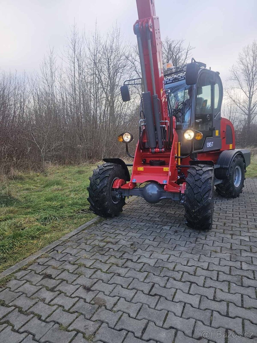 Kolový ,teleskopický nakladač 16T - 3