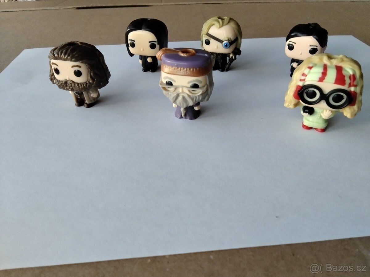5 RŮZNÉ FIGURKY - 3