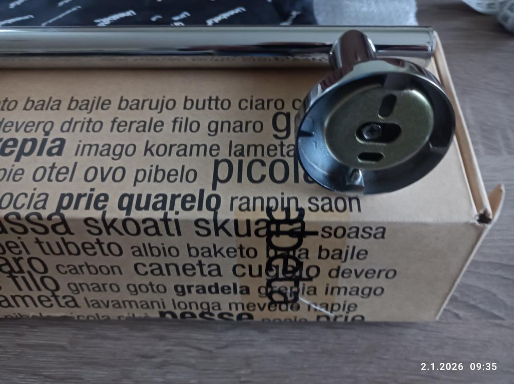 Prodám nový věšák na osušky Lineabeta 600 mm - 3