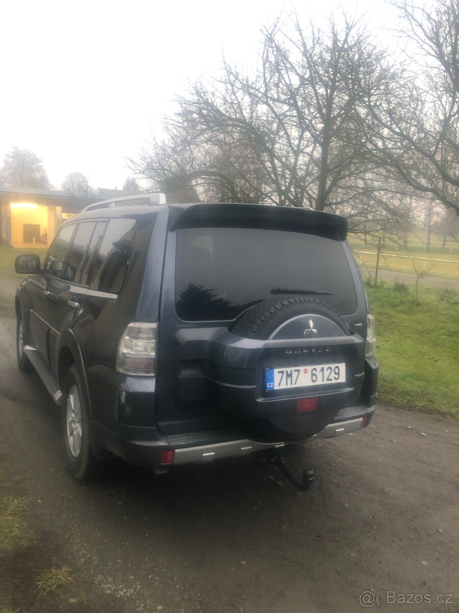 Mitsubishi Pajero-Montero - 3