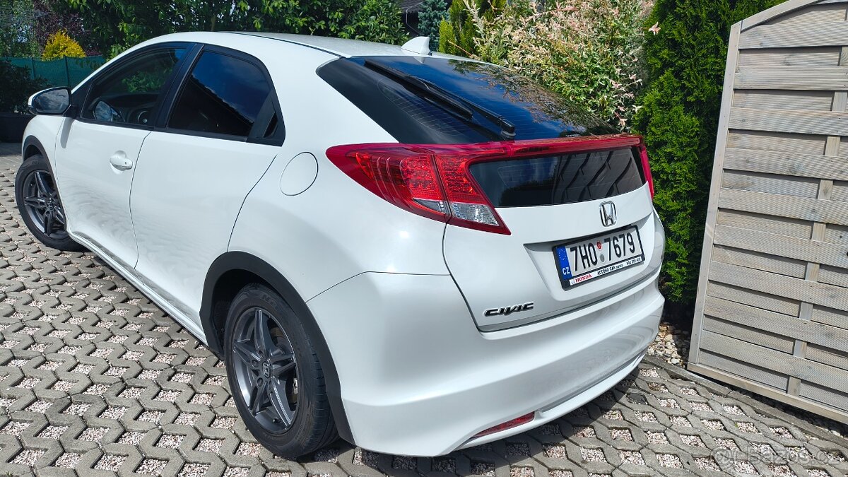 Honda Civic 1,4 ,2012 - 3
