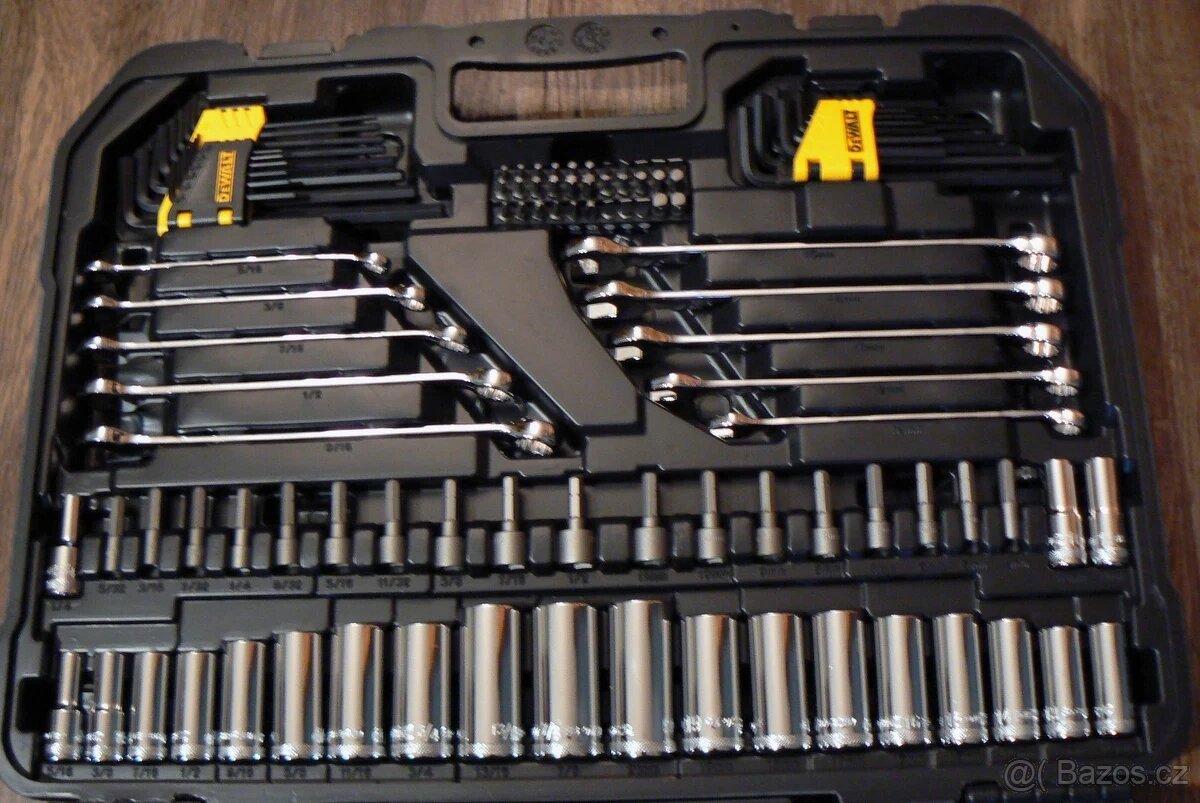205dílná sada ručního nářadí DeWALT DWMT81534 - 3