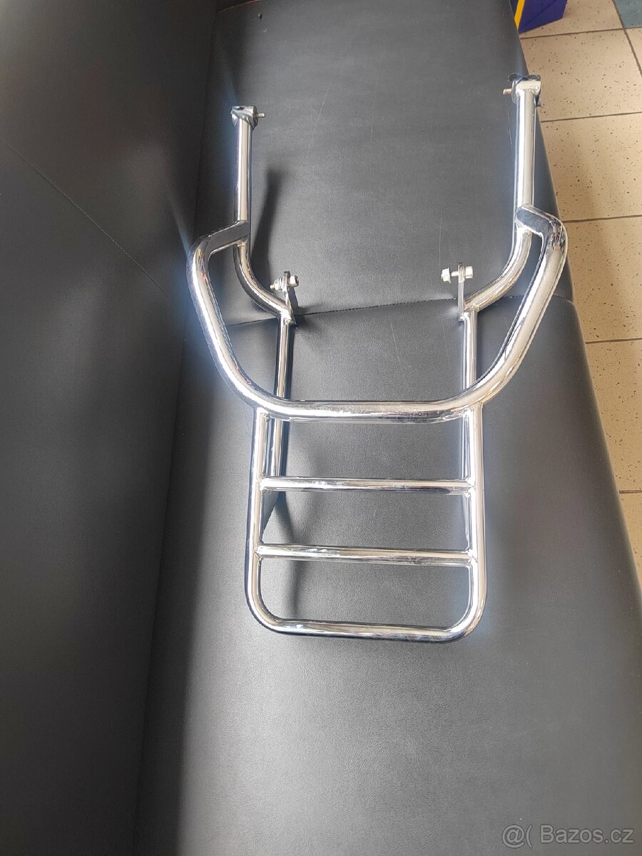 Zadní nosič Moto Guzzi V7 I. a II. - 3