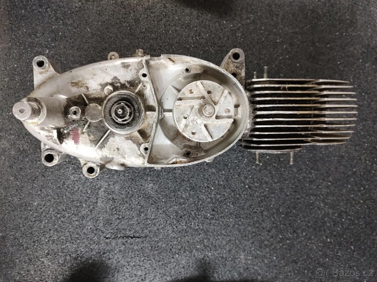 Motor Pionýr,Mustang - 3