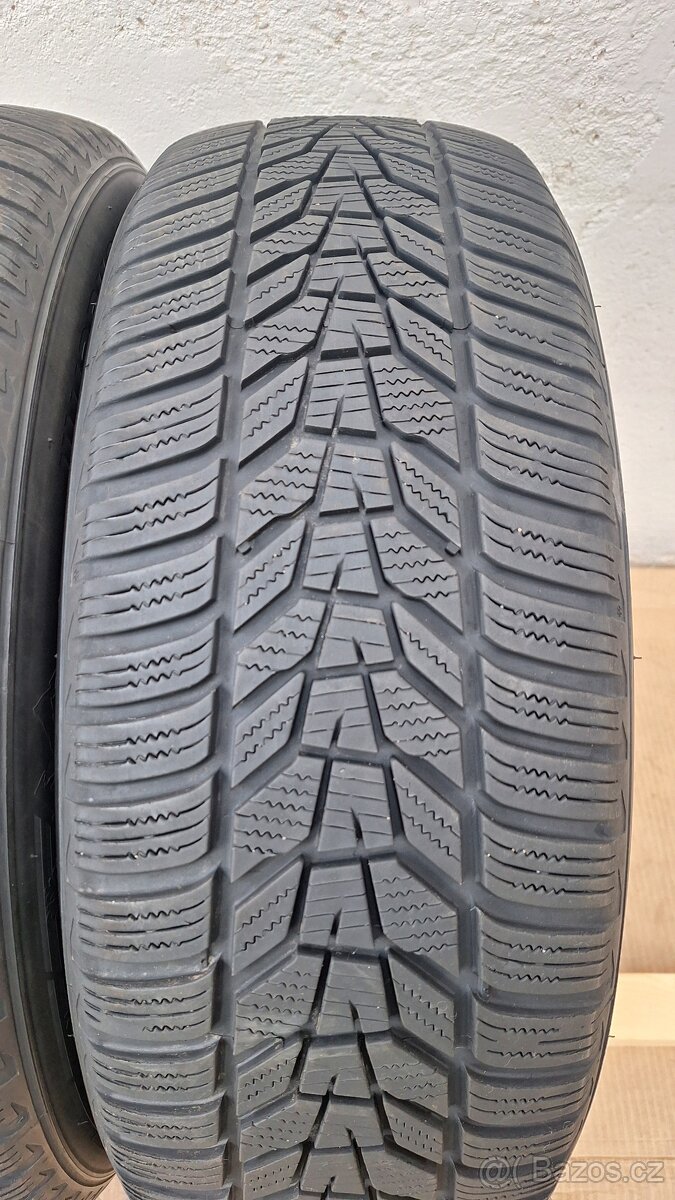 2ks zimní pneu Hankook 225/60 R17 6mm - 3