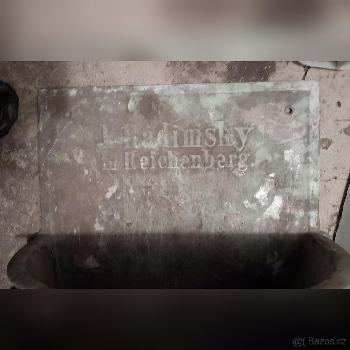 Stará litinová výlevka/umyvadlo - 3