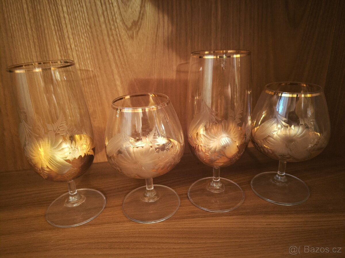 Sada 4 zlacených skleniček - 3