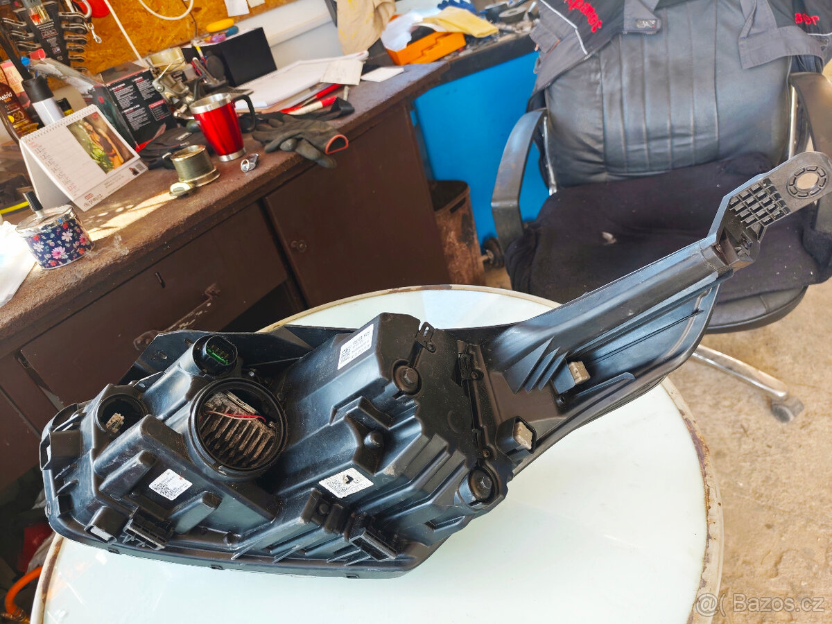 Kia Ceed, rv 21-23, full led světlo použité PP. - 3