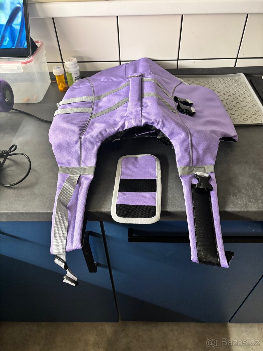 Plovací vesty na psi - 3