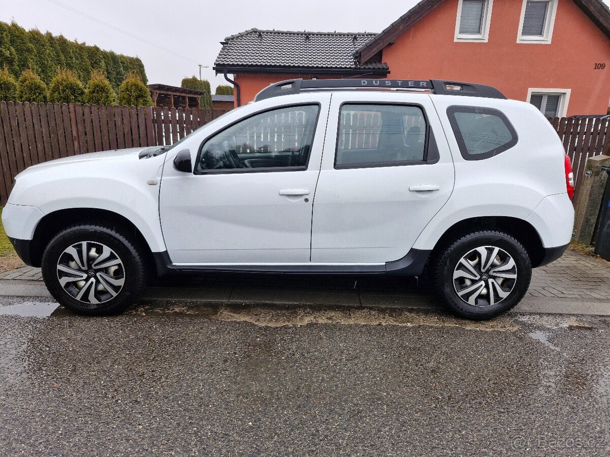 Duster 1,5 dci, 4x4, 2018, Čr, serv.kn. - 3