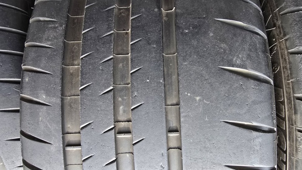 Letní pneu 245/35/20 Michelin - 3