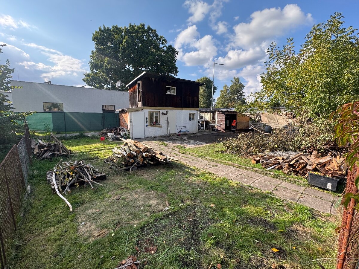 Pronájem zahrady Slovany - 3