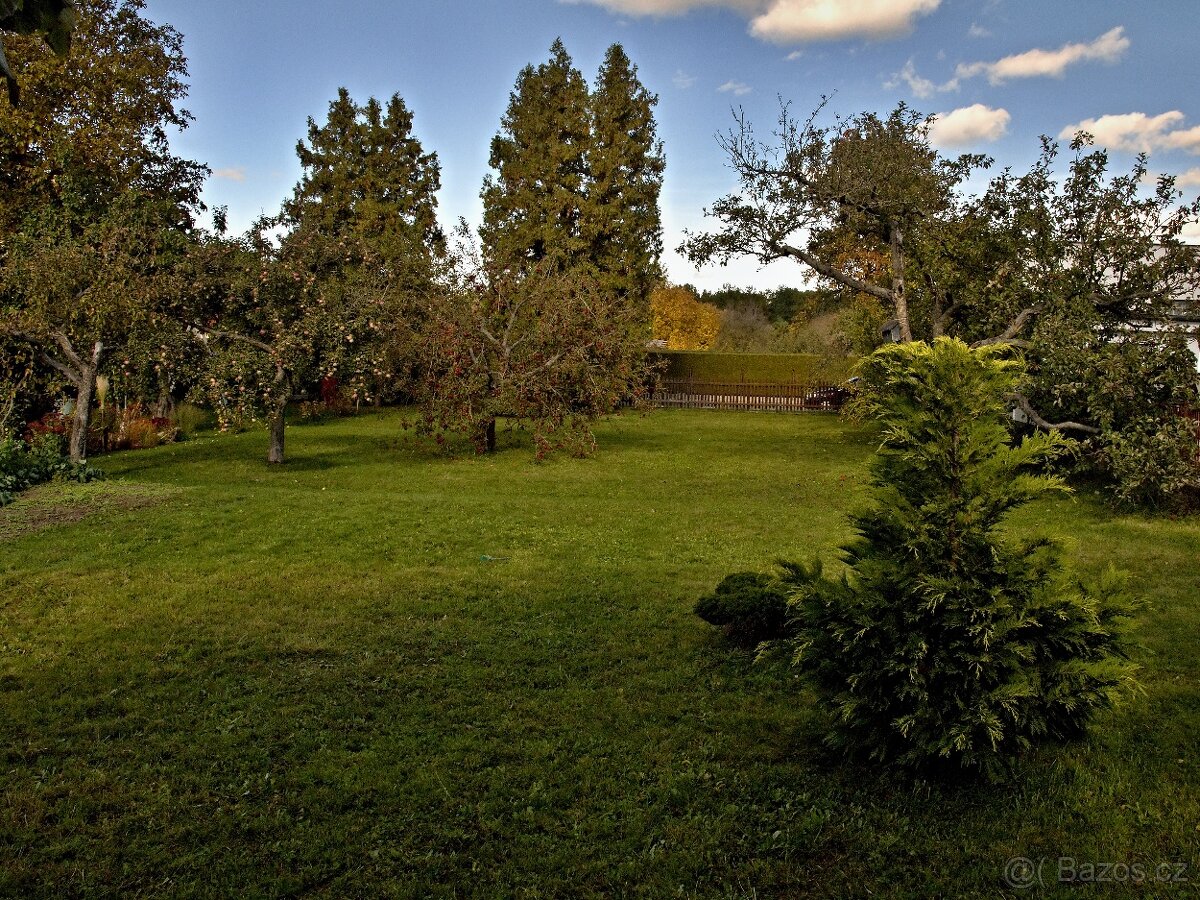 Prodám parcelu v obci Ráby, 592m2 - 3