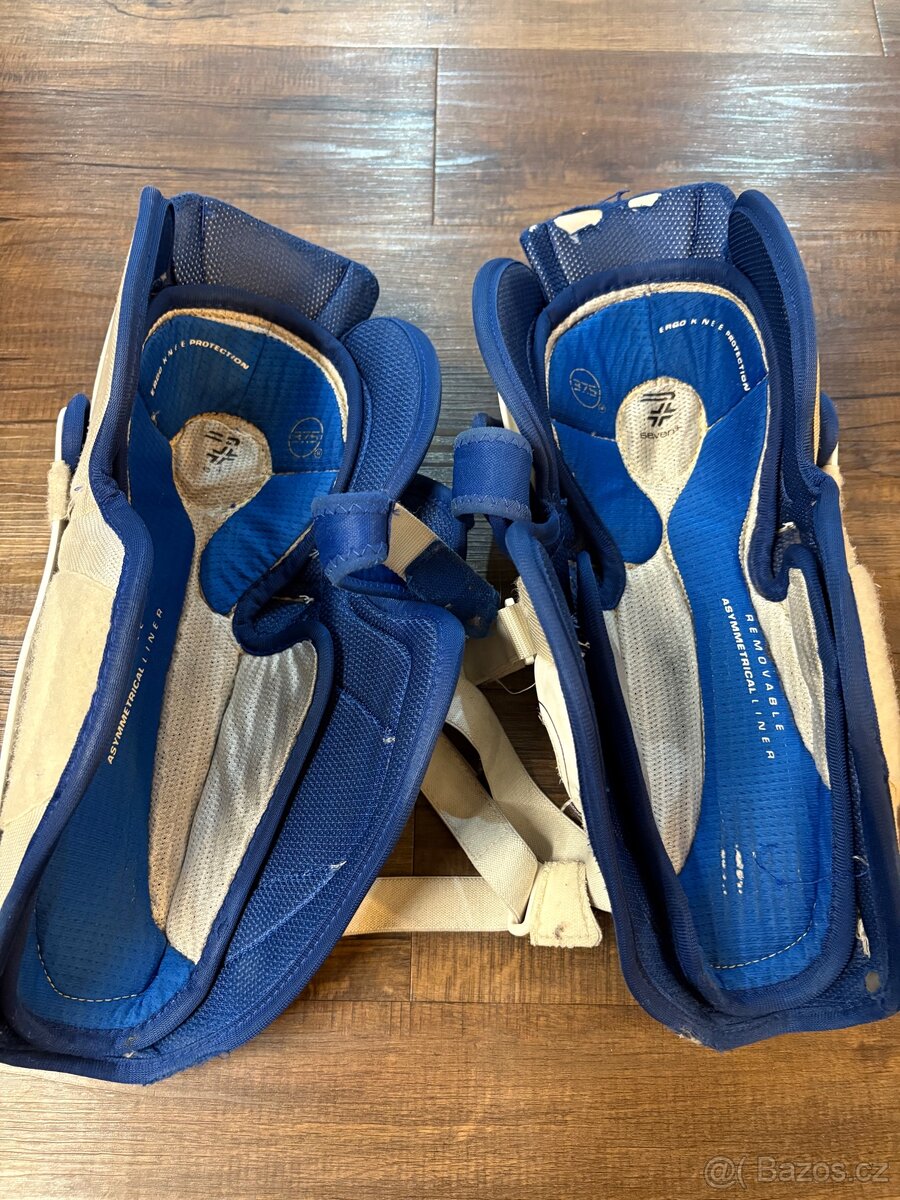 Bauer Nexus holeně 13” - 3