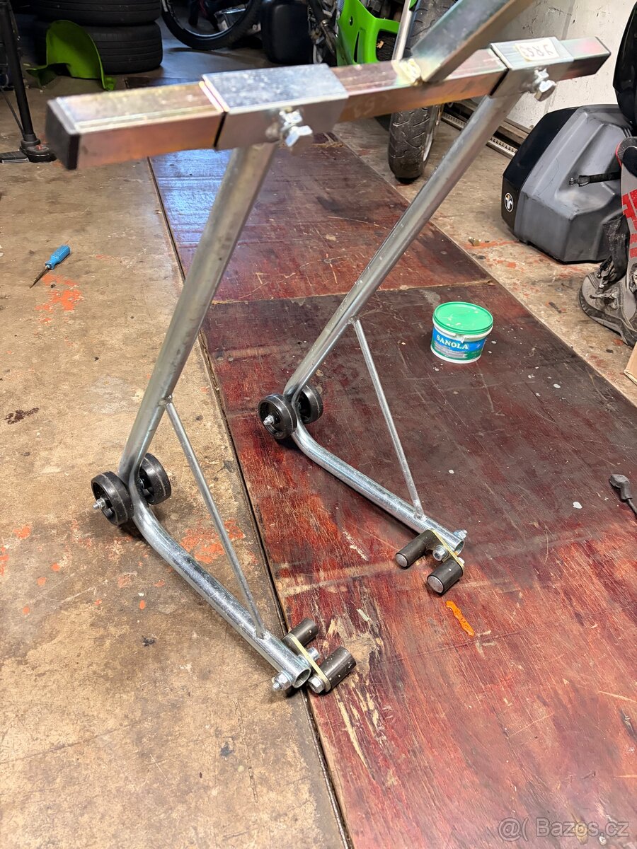 Stojan na přední kolo - 3