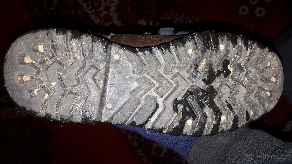 Pracovni.turisticke.lesacke boty - 3