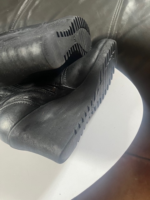 Prodám kožené kozačky Caprice - 3