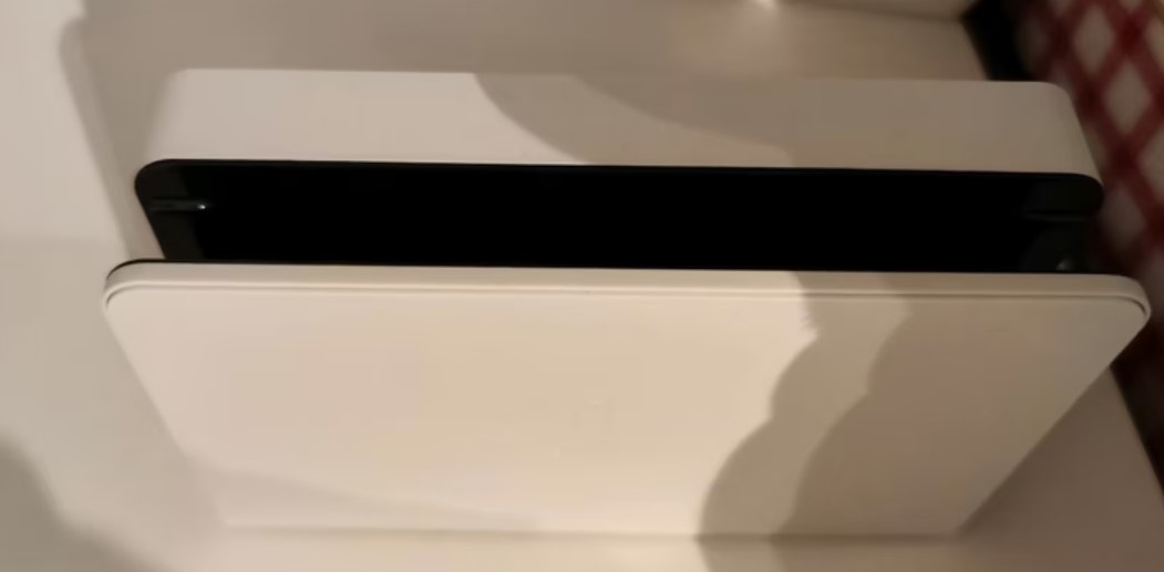 Nintendo Switch OLED Gen.1 jako nový - 3
