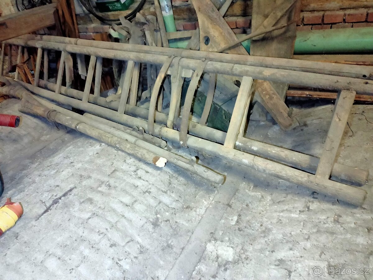 Starý vůz žebřiňák - 3