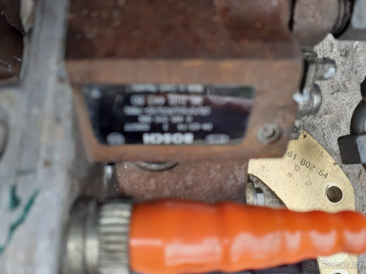 Prodám naftové čerpadlo Bosch pro 1,6HDI - 3
